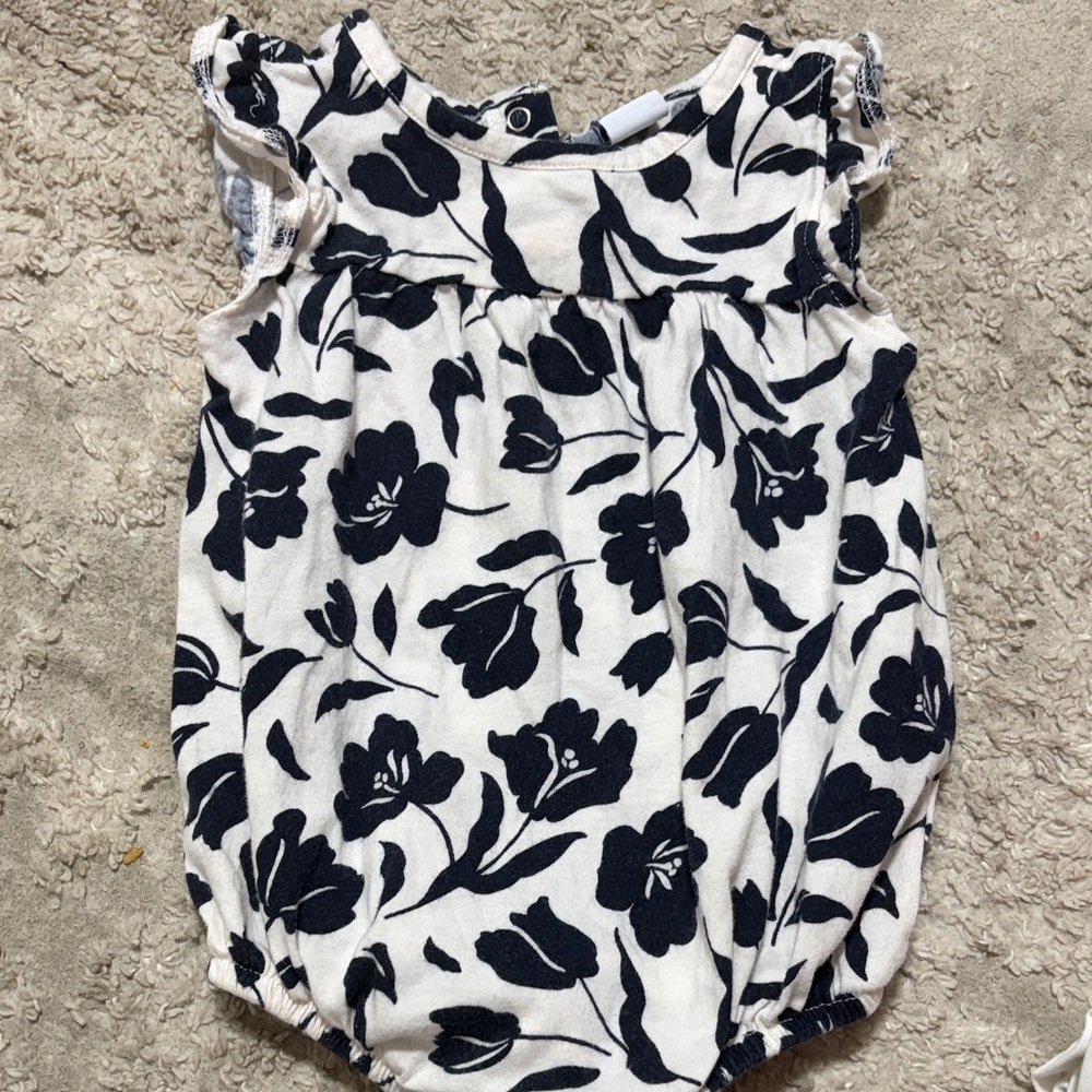 Old Navy Black and White Floral Bodysuit